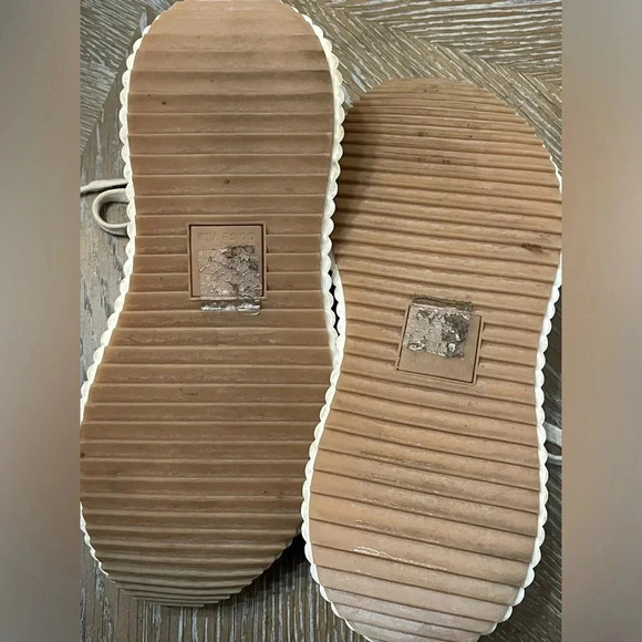 ✨ Dolce Vita Dolen Sneakers Size 7 - Picture 14 of 14